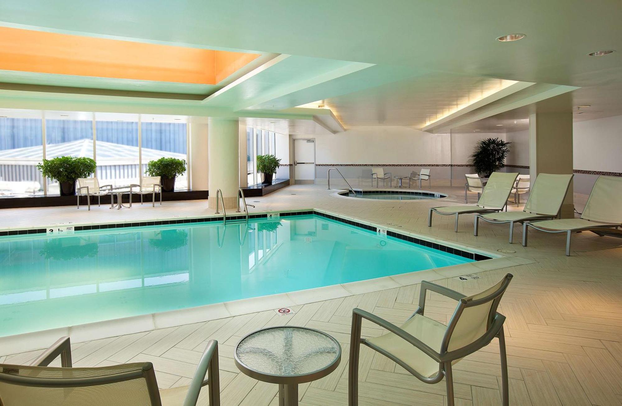 Embassy Suites By Hilton Washington Dc Chevy Chase Pavilion Kemudahan gambar