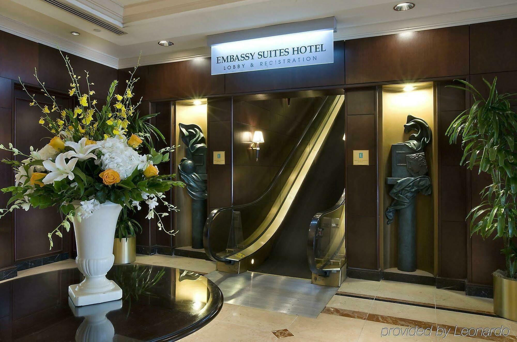 Embassy Suites By Hilton Washington Dc Chevy Chase Pavilion Dalaman gambar